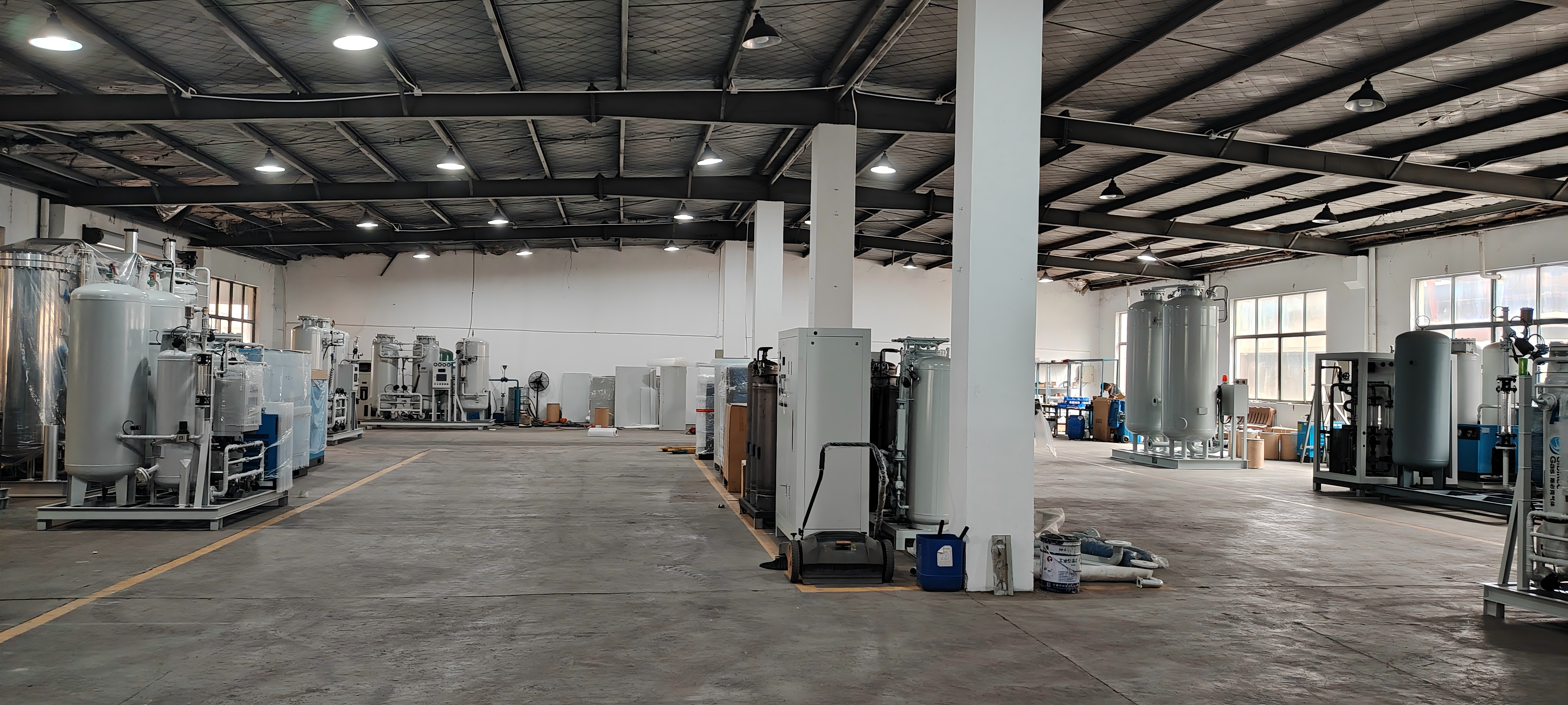 Semi-finished goods warehouse
